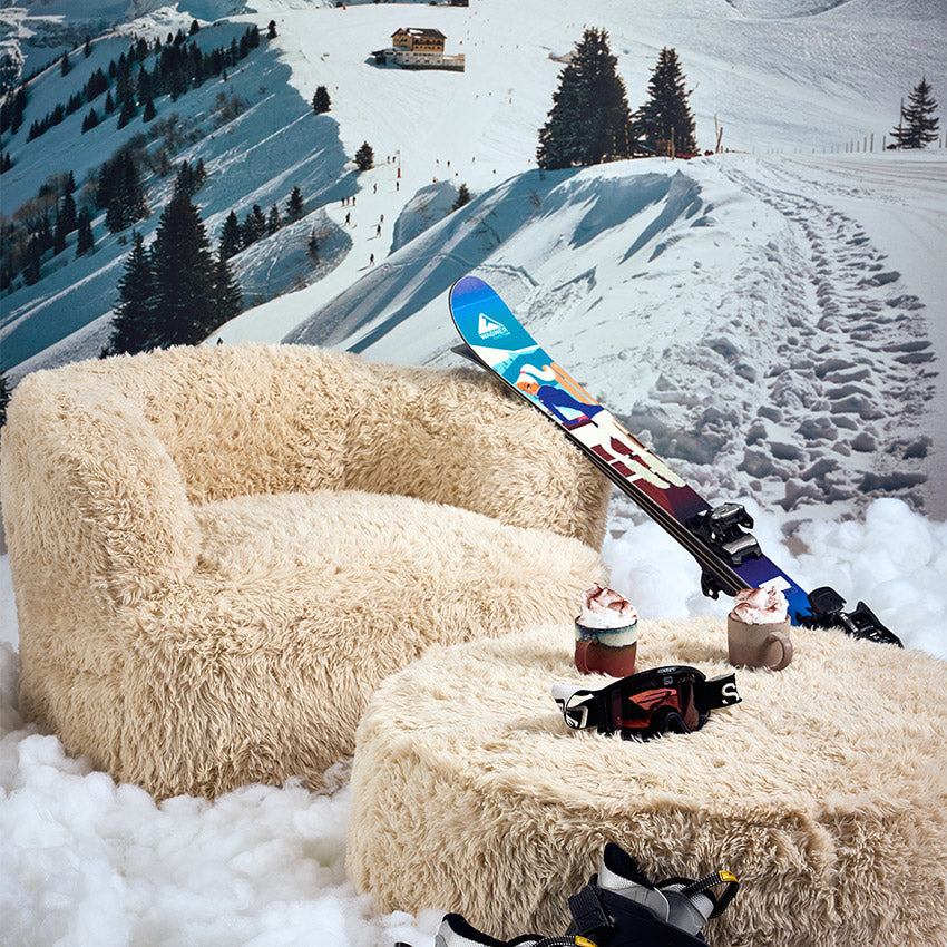 Peachi Swivel Chair in the (W/O Cushion)